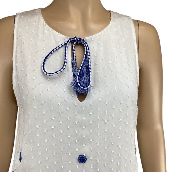 Karen Kane Sleeveless Top Size Medium White &‎ Blue Embroidered With Tie Neck - Picture 6 of 7